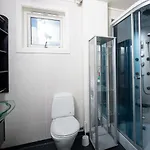 202 - Whale Safari Apartamento