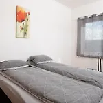Apartamento 202 - Whale Safari