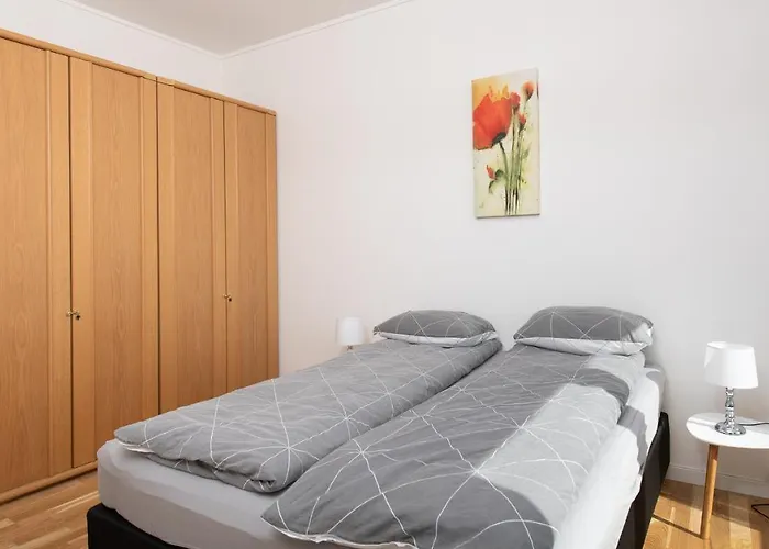 Appartement 202 - Whale Safari *