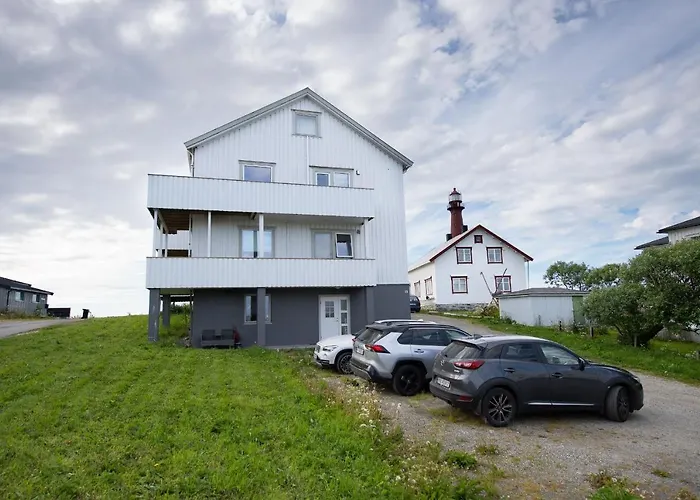 Appartement 202 - Whale Safari